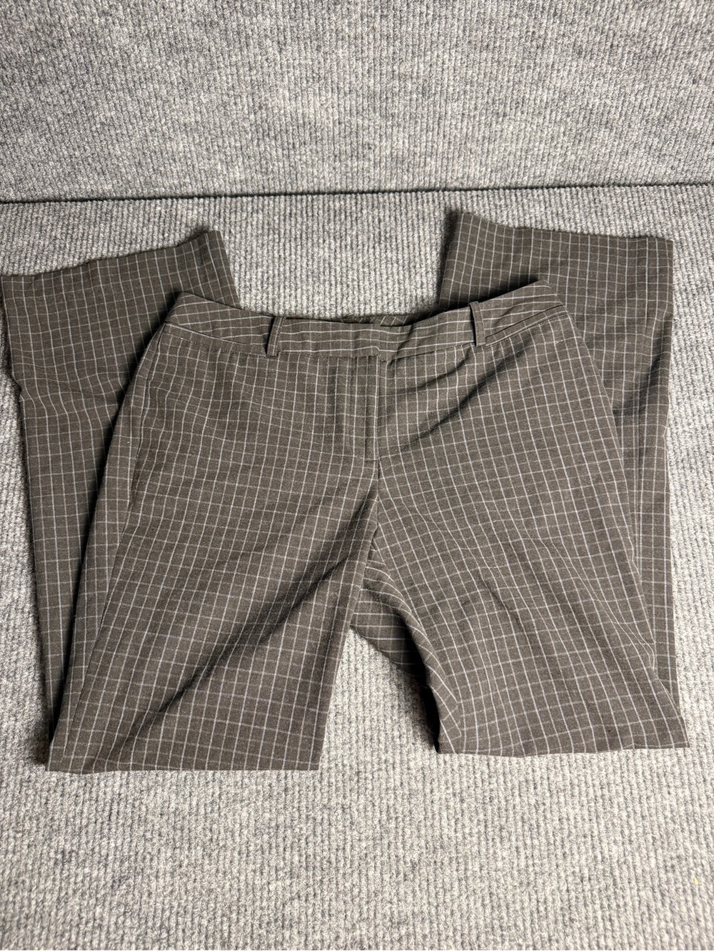 Worthington Women’s Grey Plaid Dress Pants, Wide Leg Size 12